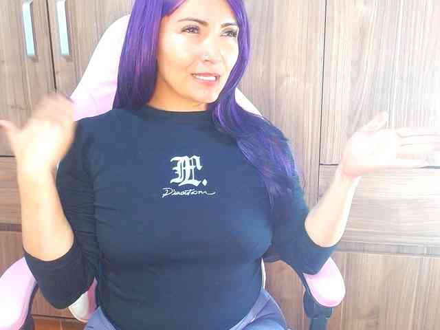 nanis-milf