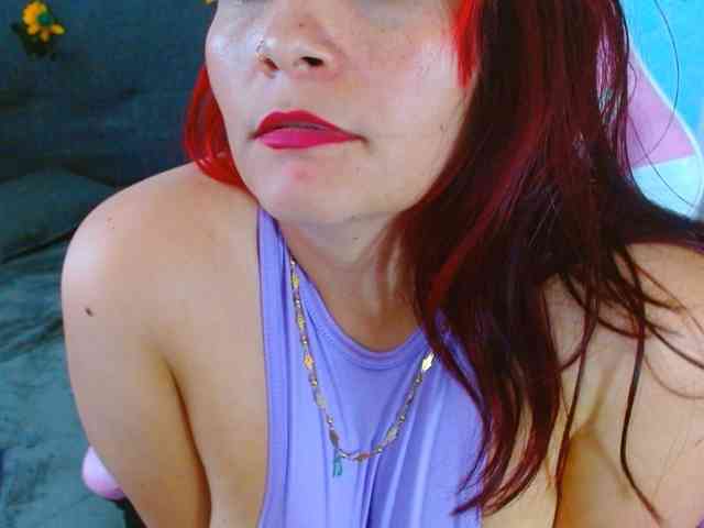 moons-ivy webcam