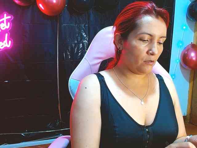 nanis-milf