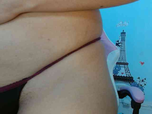 nanis-milf