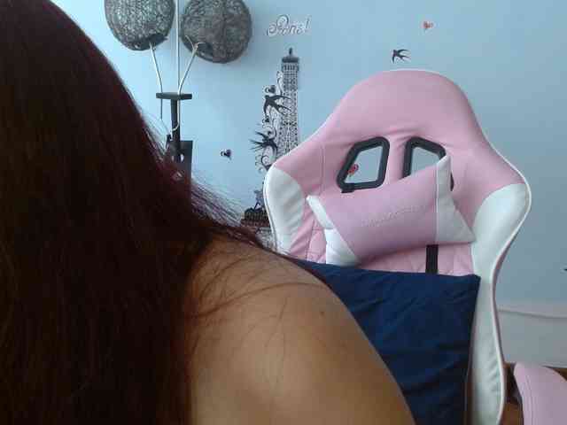 moons-ivy webcam