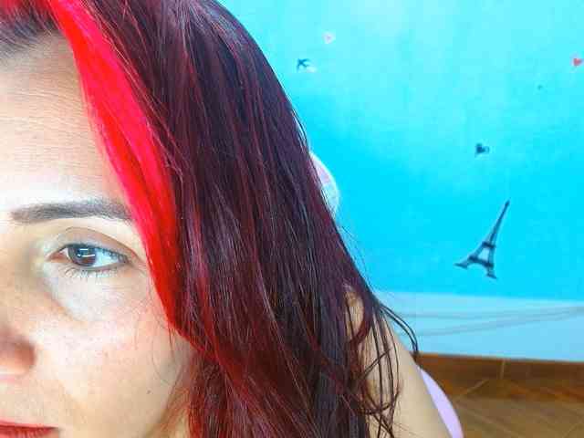 moons-ivy webcam