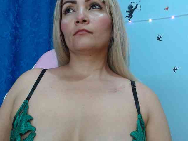 nanis-milf