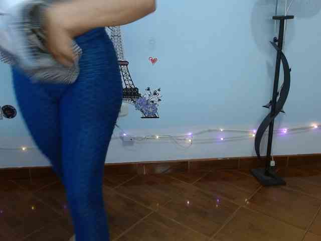 nanis-milf