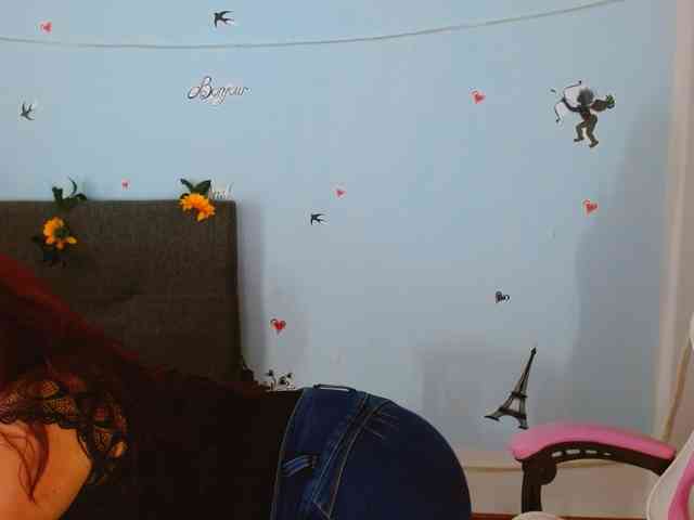 moons-ivy webcam
