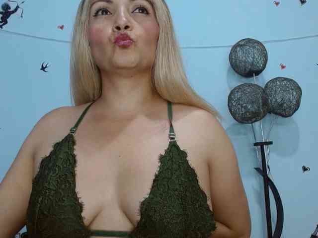 nanis-milf