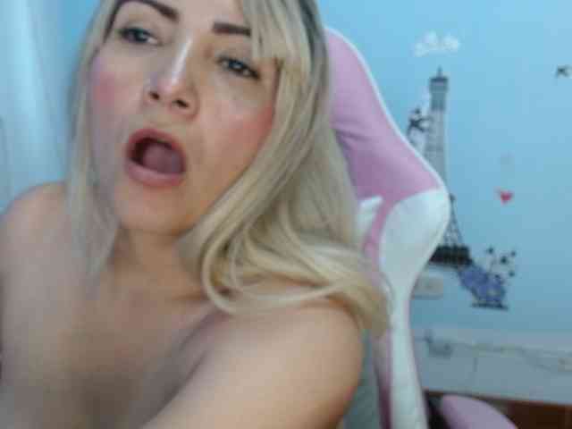 nanis-milf