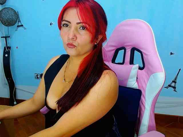 moons-ivy webcam