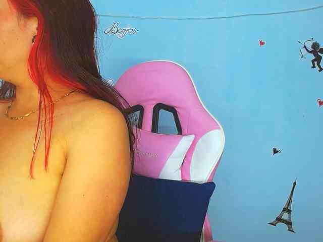 moons-ivy webcam