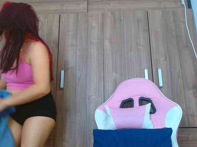 moons-ivy webcam