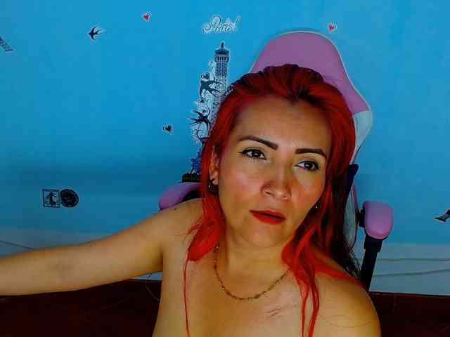 moons-ivy webcam
