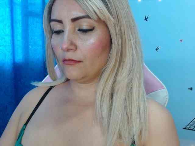 nanis-milf