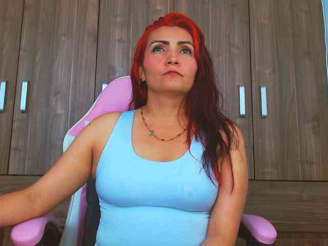 nanis-milf