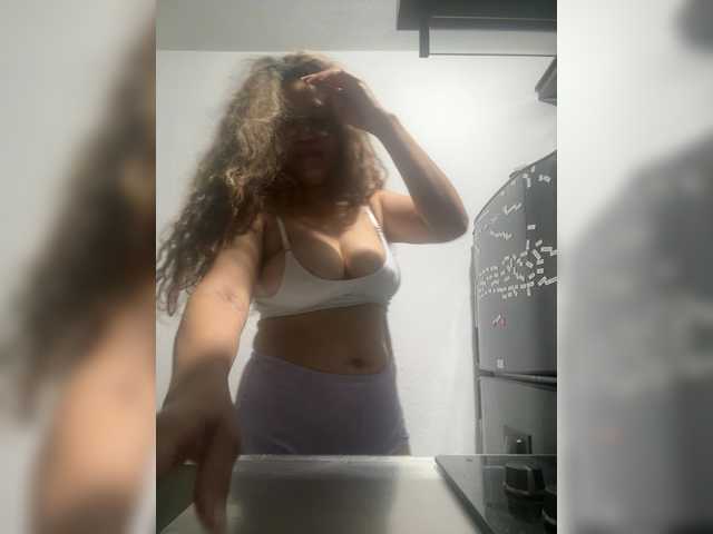 Candela-lat live cam on BongaCams