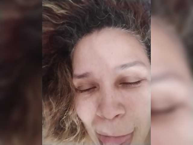 Candela-lat live cam on BongaCams