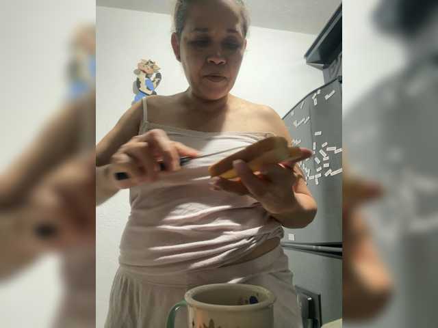 Candela-lat live cam on BongaCams