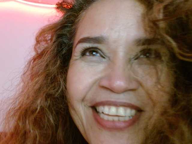 Candela-lat live webcam show