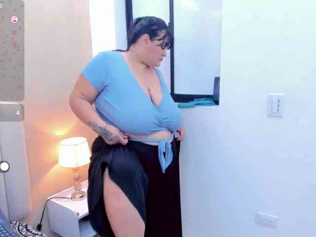 Jazmin-bigboobs1 webcam