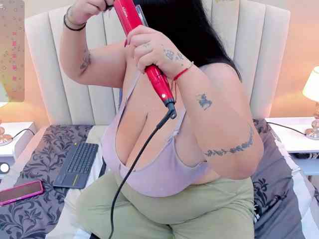 Jazmin-bigboobs1 webcam