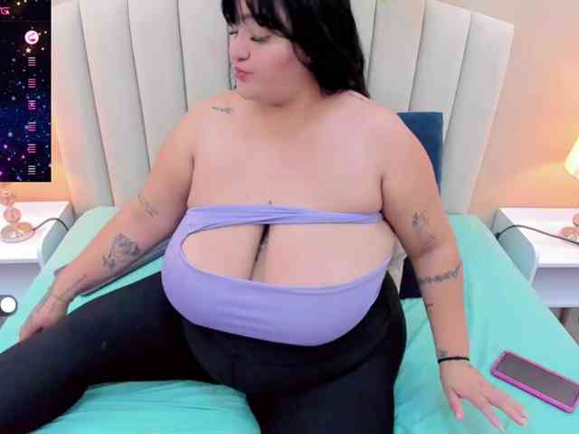 Jazmin-bigboobs1 webcam