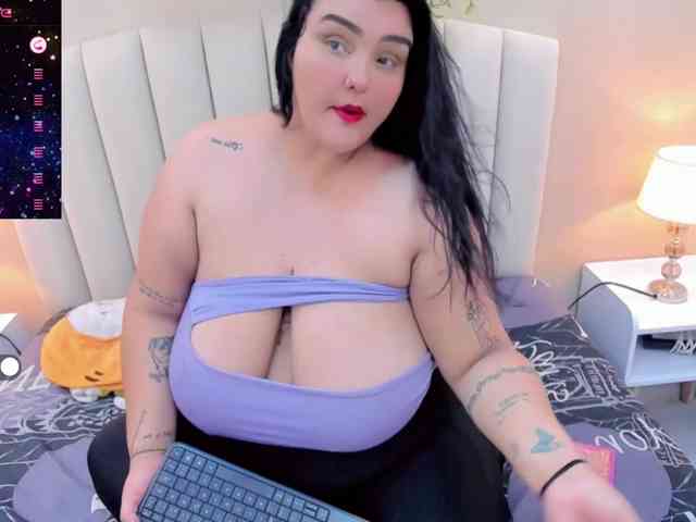 Jazmin-bigboobs1 webcam