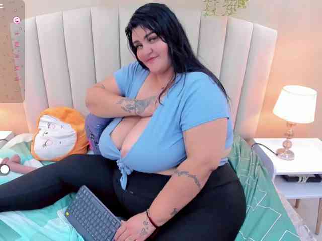 Jazmin-bigboobs1 Live Webcam on BongaCams