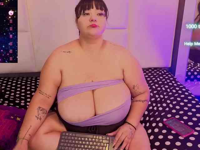 Jazmin-bigboobs1