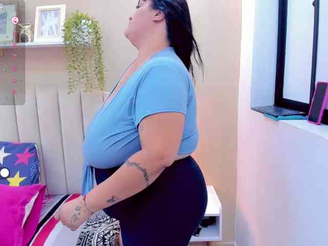 Jazmin-bigboobs1 webcam