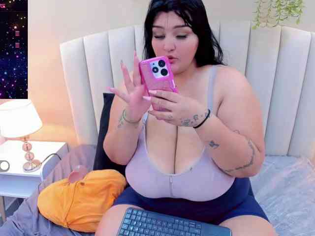 Jazmin-bigboobs1 webcam