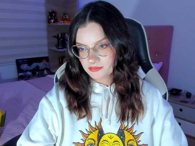 OphelianaRose live cam on BongaCams