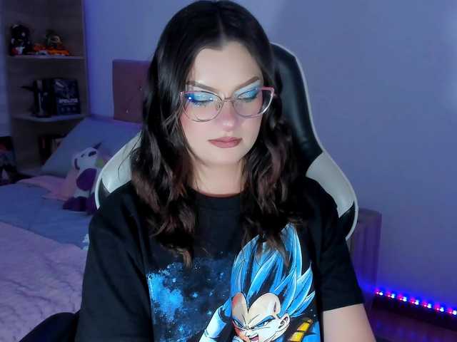 OphelianaRose live cam on BongaCams