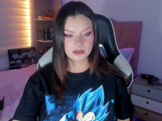 OphelianaRose live cam on BongaCams