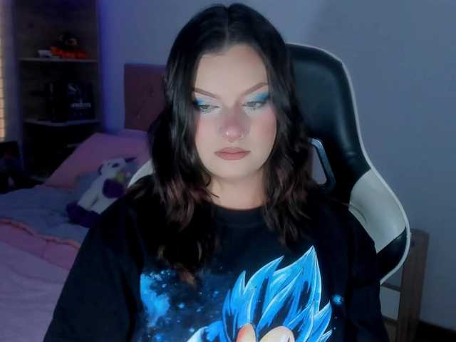 OphelianaRose webcam