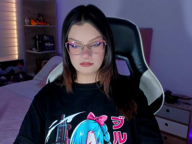 OphelianaRose live cam on BongaCams