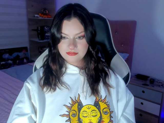 OphelianaRose live cam on BongaCams