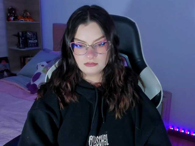 OphelianaRose live cam on BongaCams