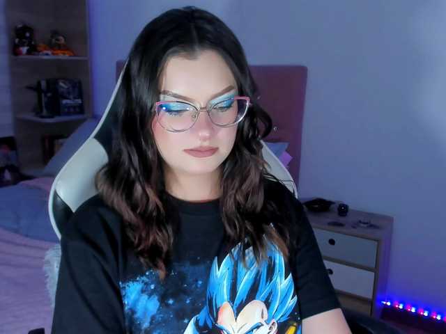 OphelianaRose Live Cam on BongaCams