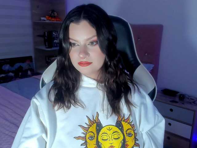 OphelianaRose live cam on BongaCams