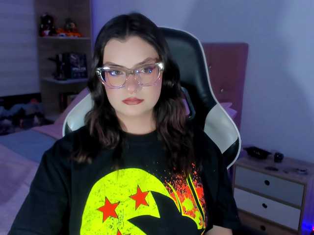 OphelianaRose live cam on BongaCams
