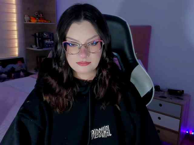 OphelianaRose webcam