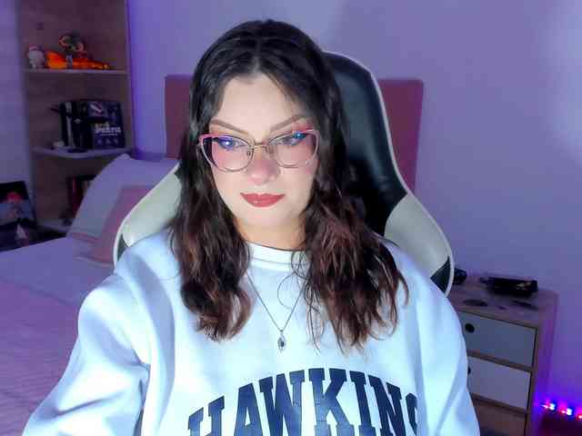 OphelianaRose webcam