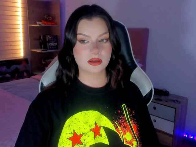 OphelianaRose webcam
