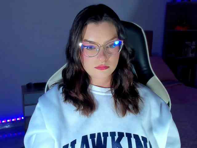 OphelianaRose webcam