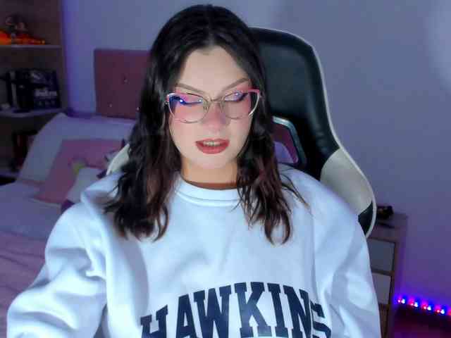 OphelianaRose webcam
