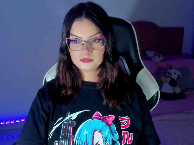 OphelianaRose webcam