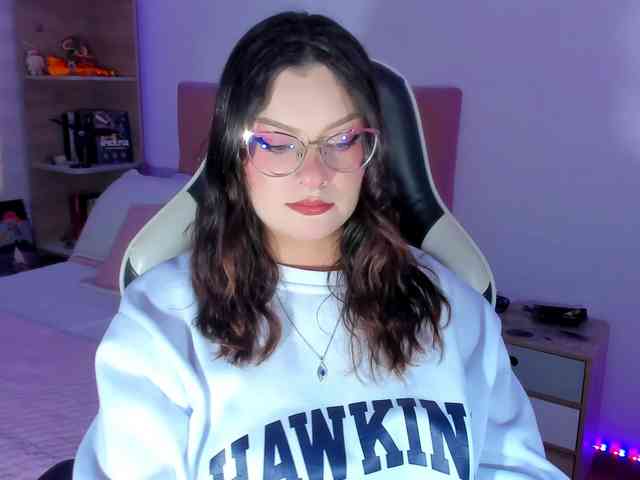 OphelianaRose webcam