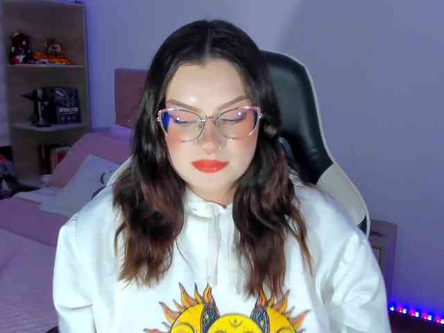 OphelianaRose webcam
