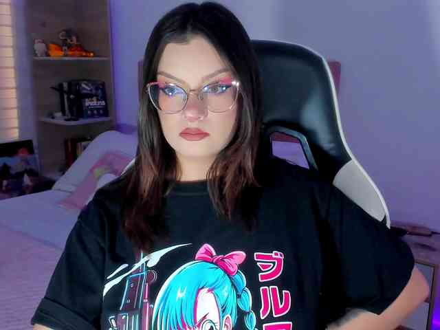 OphelianaRose webcam