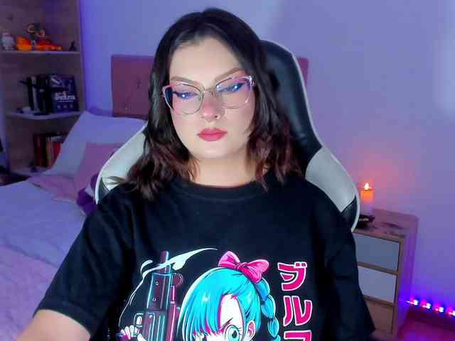 OphelianaRose webcam