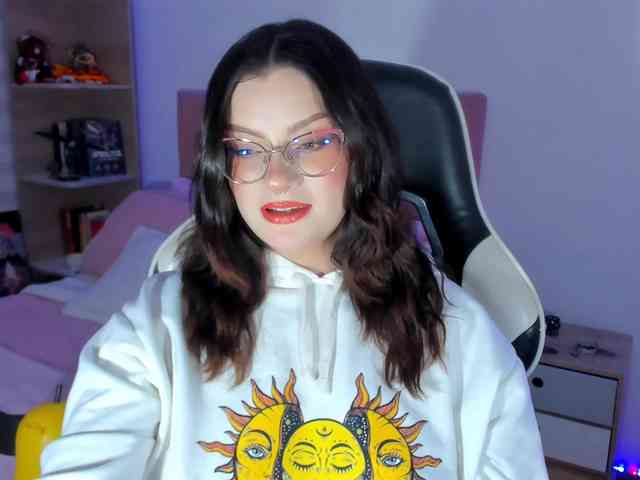 OphelianaRose webcam